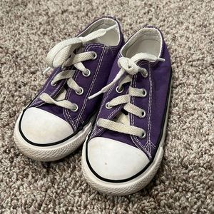 Purple Converse size 9!